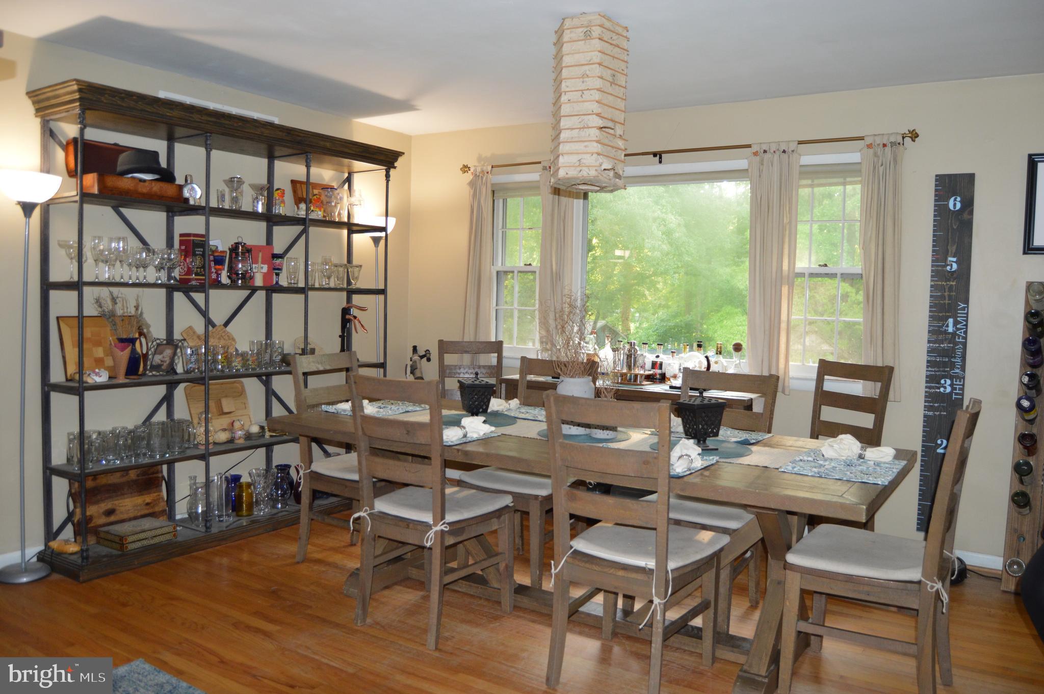8320 Dock Road Pasadena, MD 21122 - Photo 7 of 27 Gallery Image 7