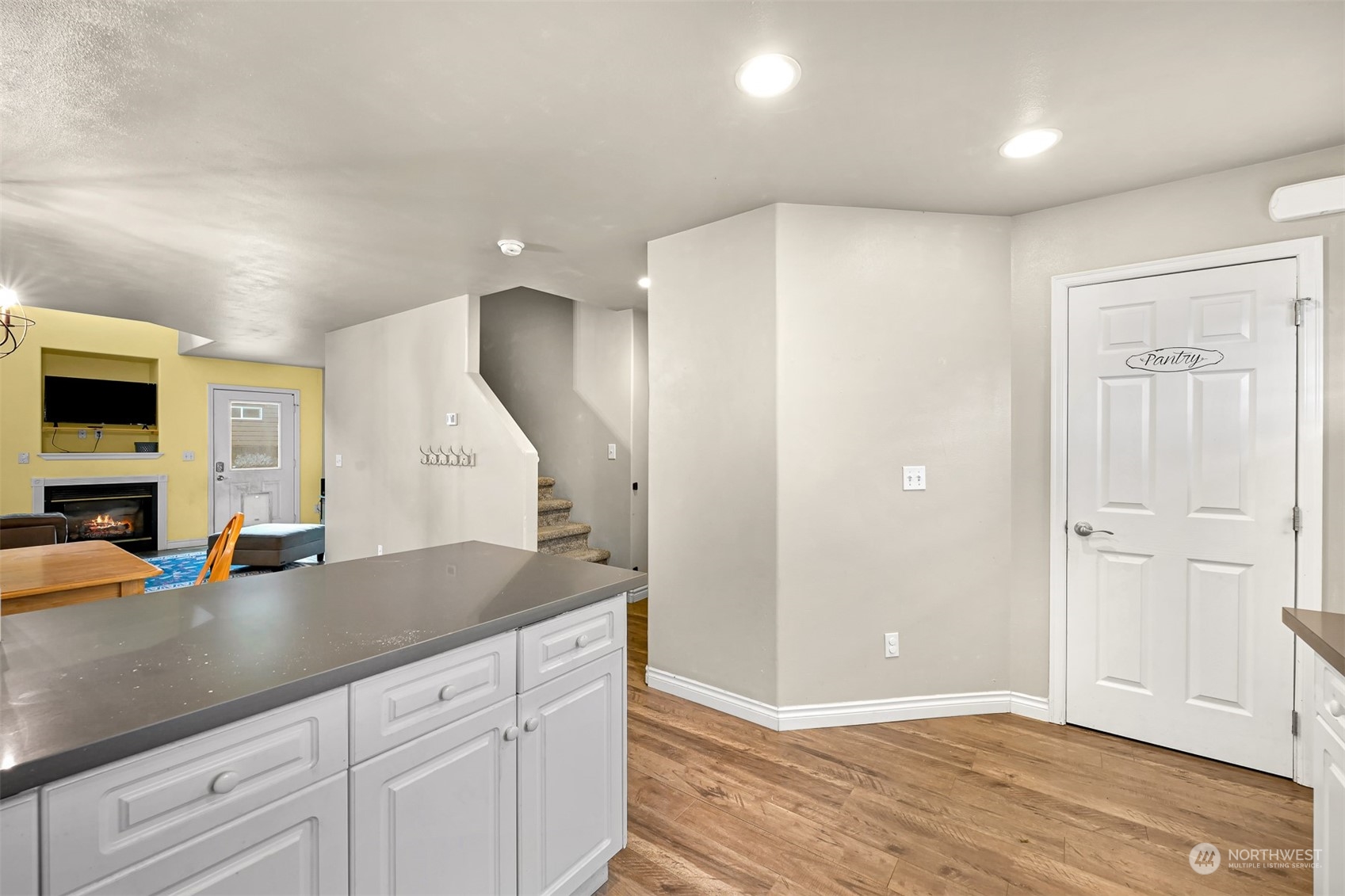 425 Rowland Road Sedro-Woolley, WA 98284 - Photo 6 of 28 Gallery Image 6