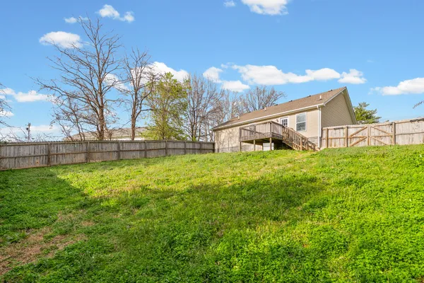 $285,000 | 705 Hugh Hunter Road, Oak Grove, KY 42262