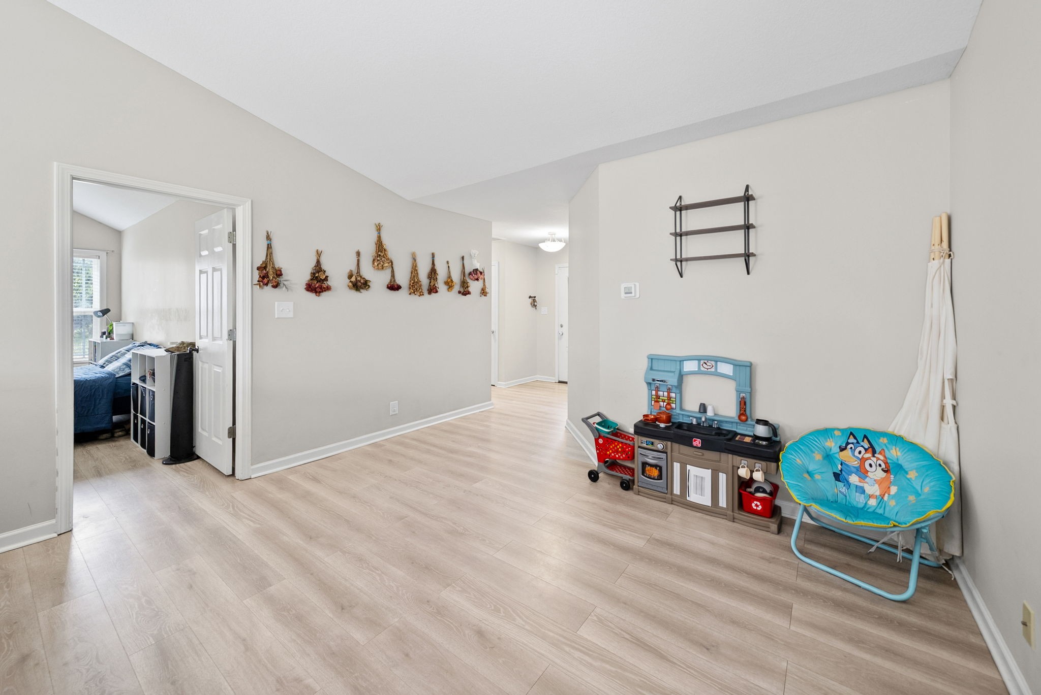 705 Hugh Hunter Road Oak Grove, KY 42262 - Photo 7 of 32