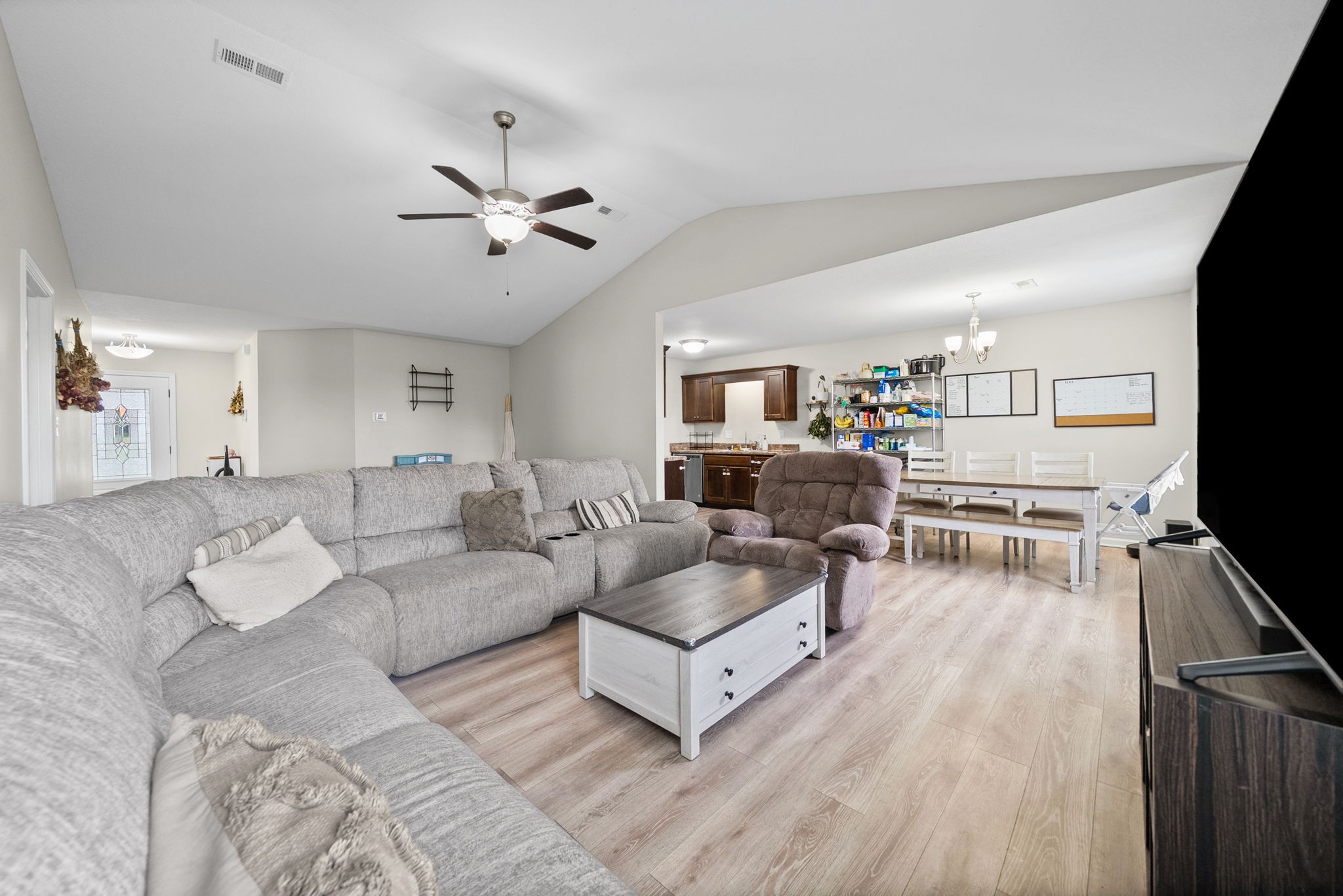 705 Hugh Hunter Road Oak Grove, KY 42262 - Photo 10 of 32