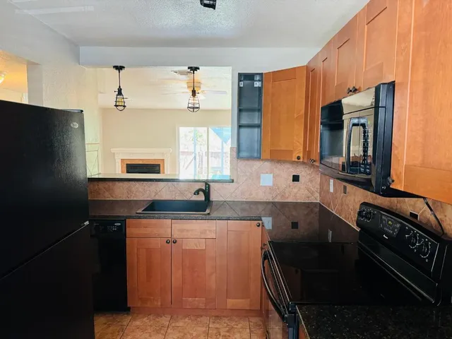 $1,450 | 2018 West Rundberg Lane, Unit 12B, Austin, TX 78758