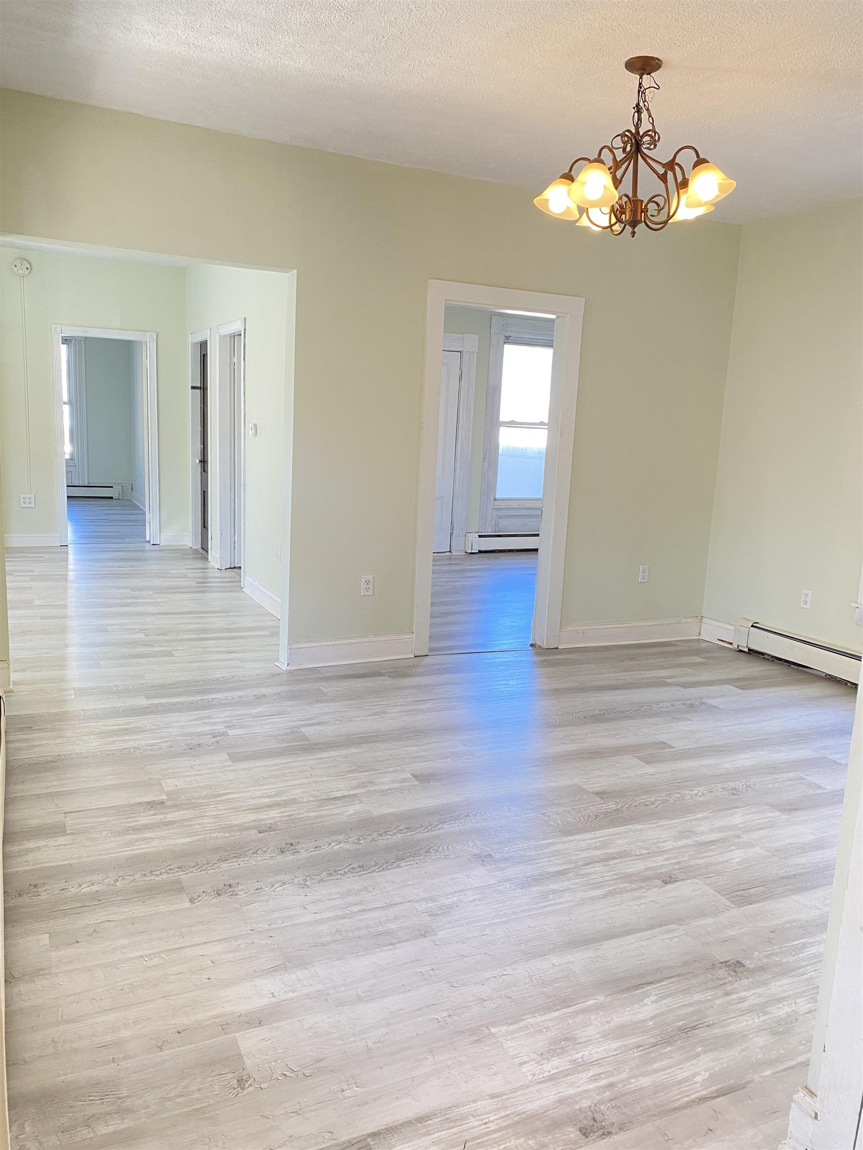 375 Central Street, Unit 1 Manchester, NH 03103 - Photo 16 of 34