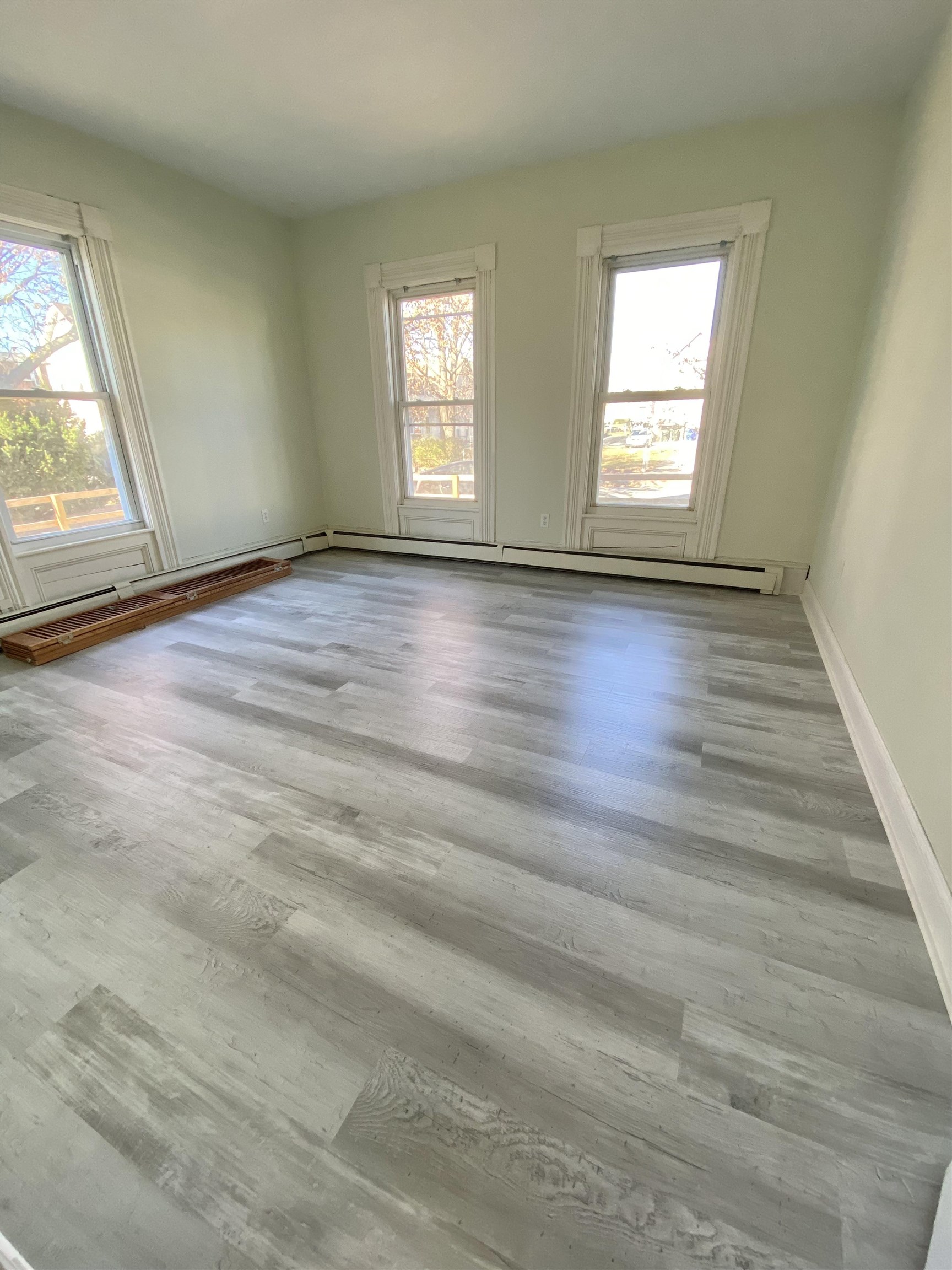 375 Central Street, Unit 1 Manchester, NH 03103 - Photo 24 of 34