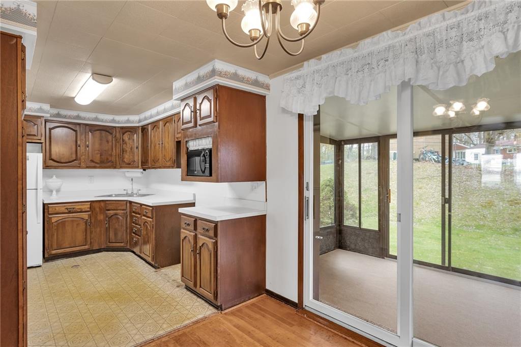 620 Blueberry Road Monroeville, PA 15146 - Photo 14 of 29 Gallery Image 14
