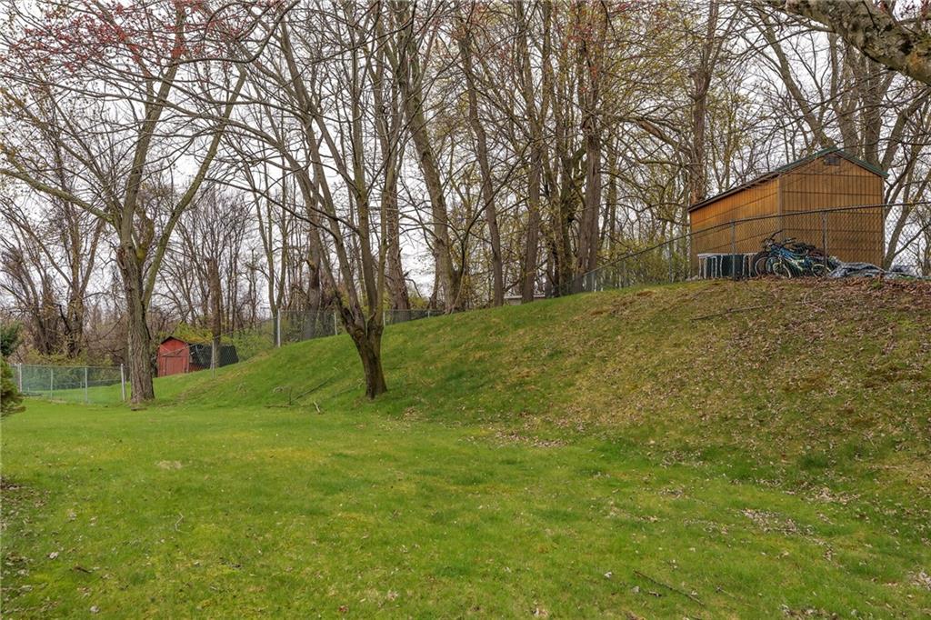 620 Blueberry Road Monroeville, PA 15146 - Photo 6 of 29 Gallery Image 6