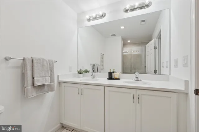 $412,000 | 16131 River View Circle, Bristol, PA 19007