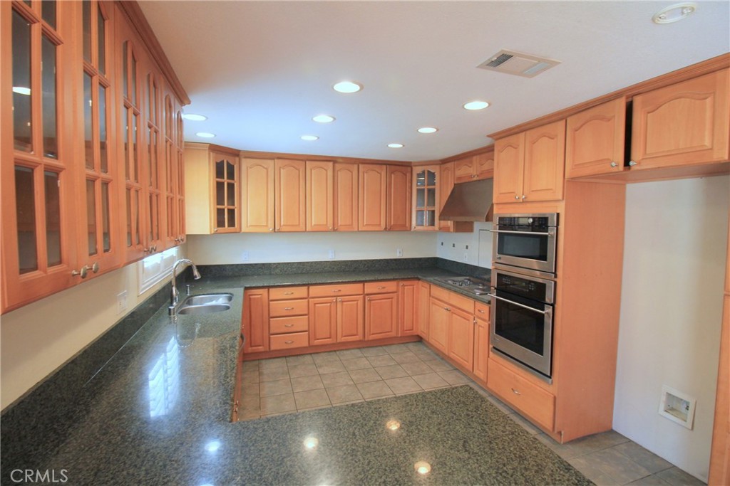 23951 Decorah Road Diamond Bar, CA 91765 - Photo 3 of 23 Gallery Image 3