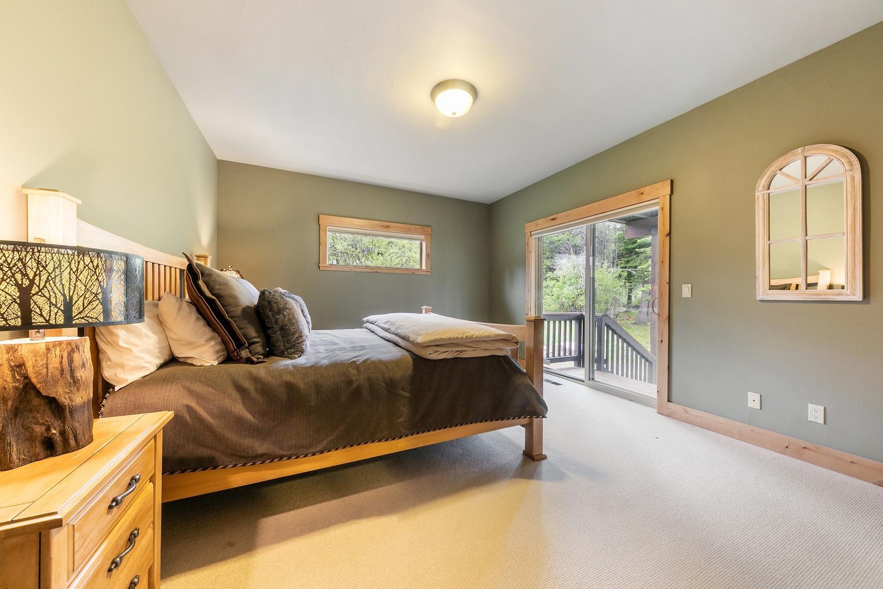 14780 Slalom Way Truckee, CA 96161 - Photo 20 of 28 Gallery Image 20