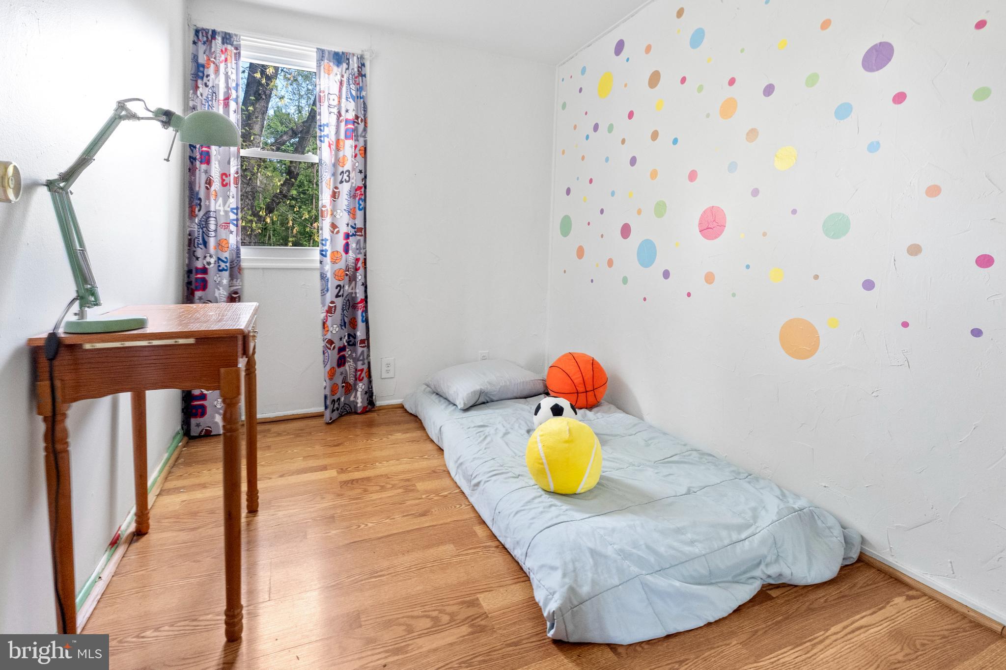 3031 Freeway Halethorpe, MD 21227 - Photo 18 of 25 a bathroom with a sink toilet and a mirror