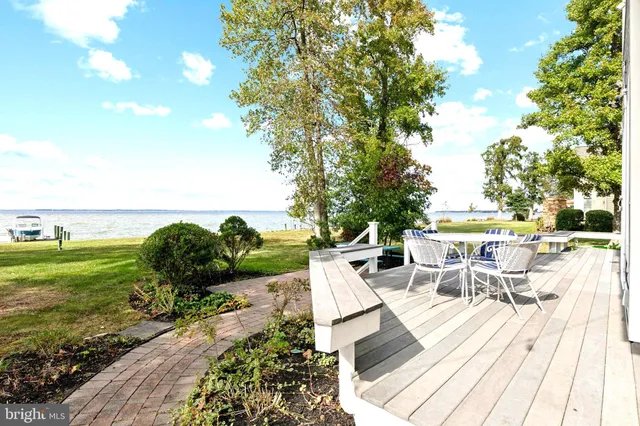 $2,055,000 | 245 Lighthouse View Drive, Stevensville, MD 21666