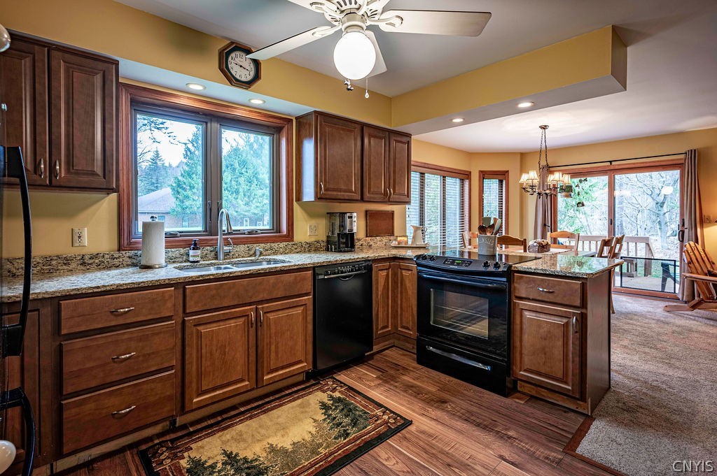 21 Rocky Point Circle Inlet, NY 13360 - Photo 4 of 31 Fully Equipped Kitchen