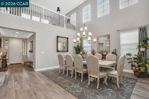 $950,000 | 5449 Mountain Rdg Way, Antioch, CA 94531