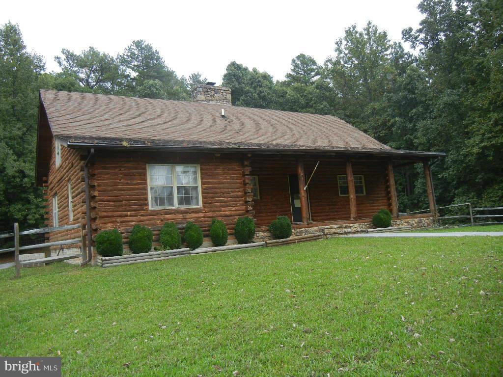 Exterior (Front)