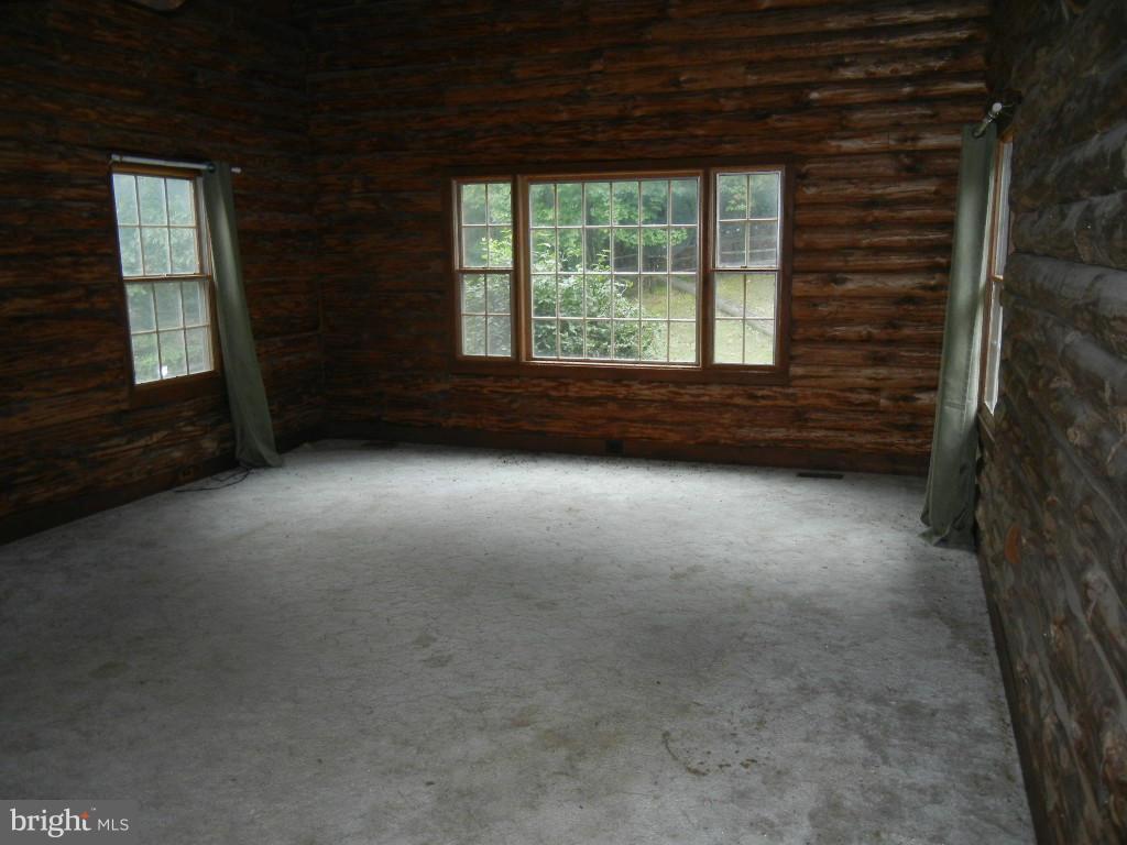 3762 Browntown Road Front Royal, VA 22630 - Photo 14 of 30 Living Room