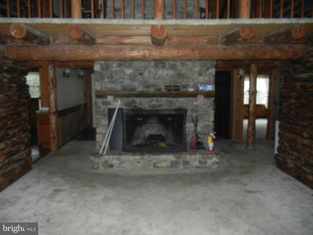 3762 Browntown Road Front Royal, VA 22630 - Photo 15 of 30 Living Room