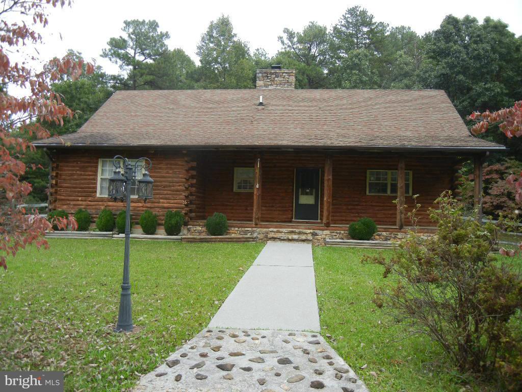 Exterior (Front)
