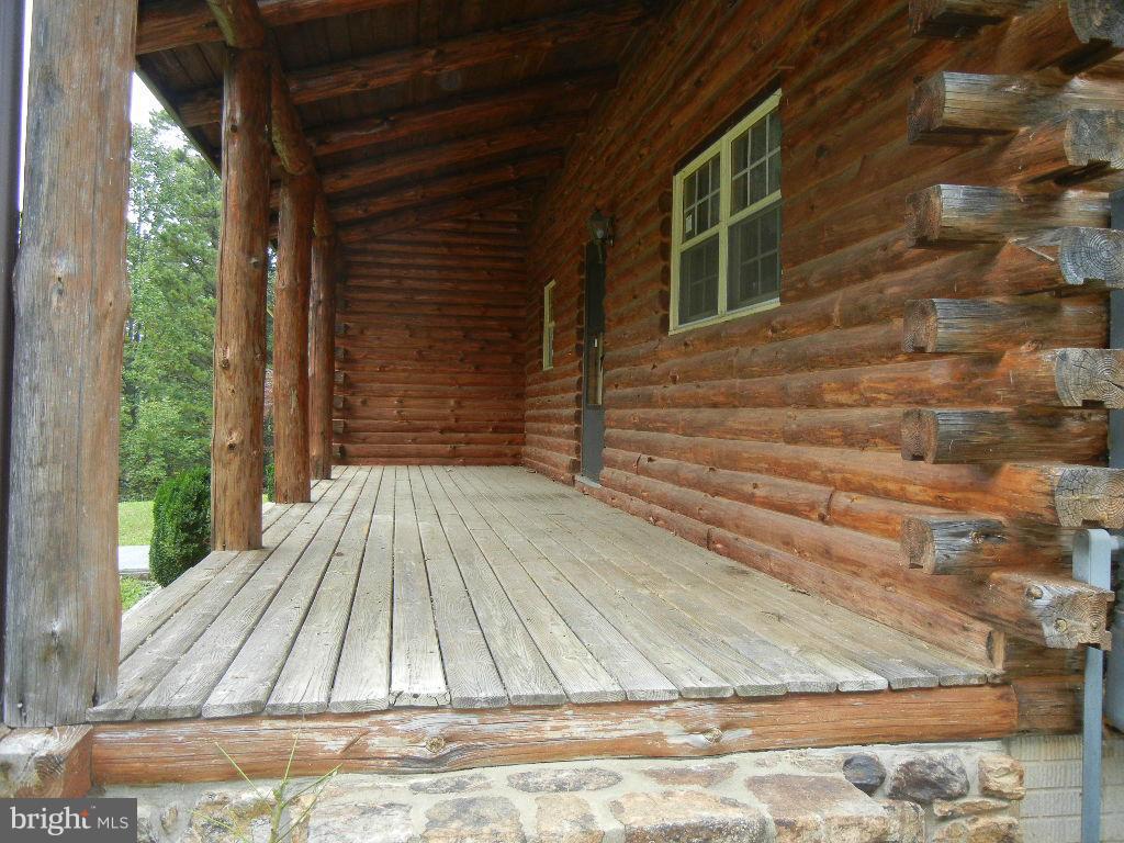 Exterior (Front)