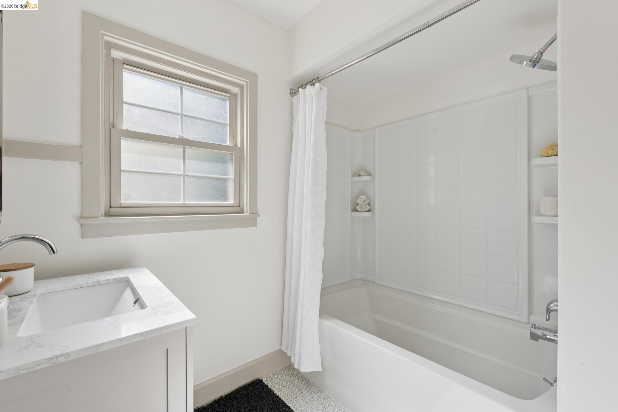 1229 Hopkins Street Berkeley, CA 94702 - Photo 33 of 44
