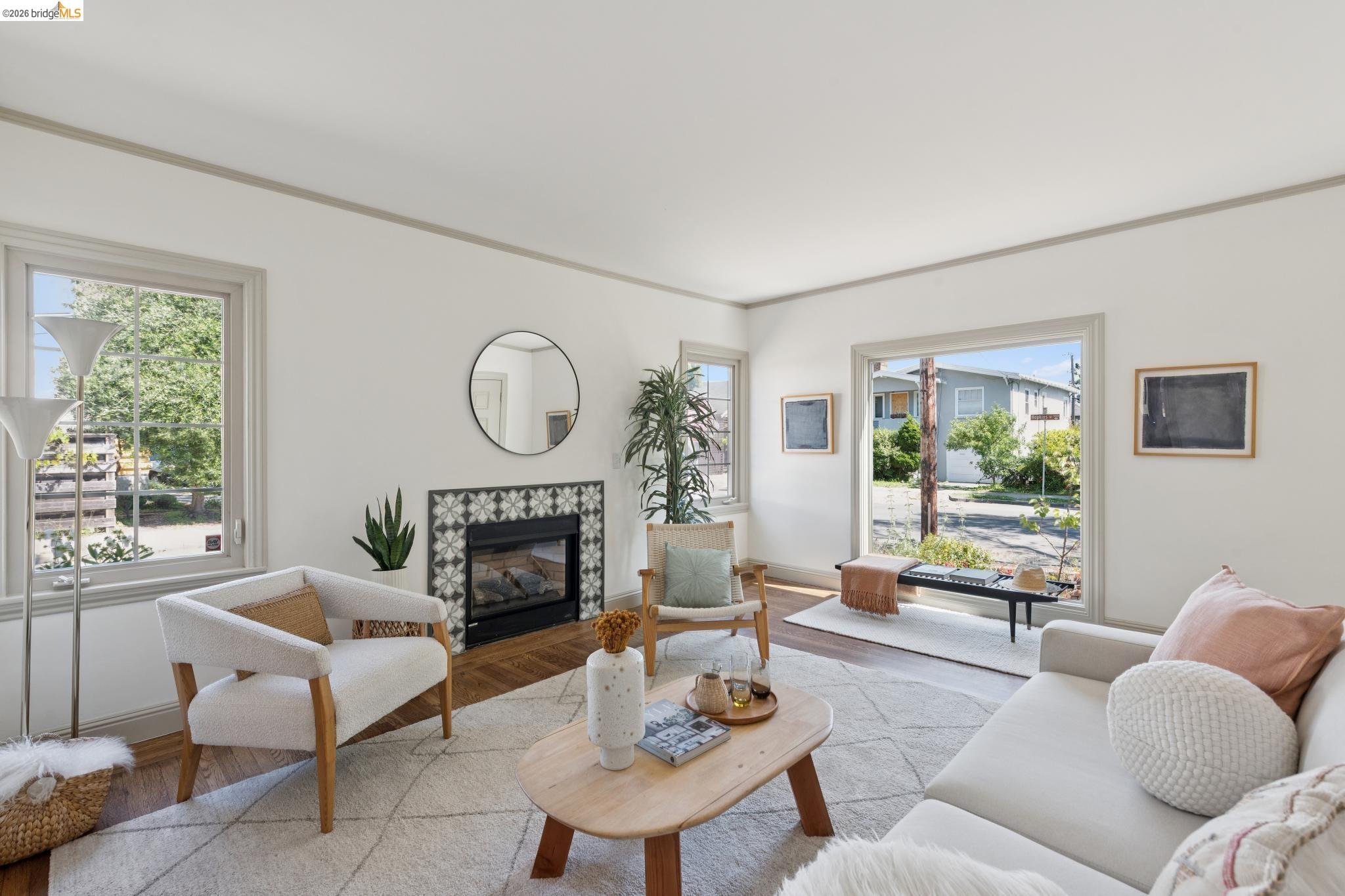 1229 Hopkins Street Berkeley, CA 94702 - Photo 9 of 44
