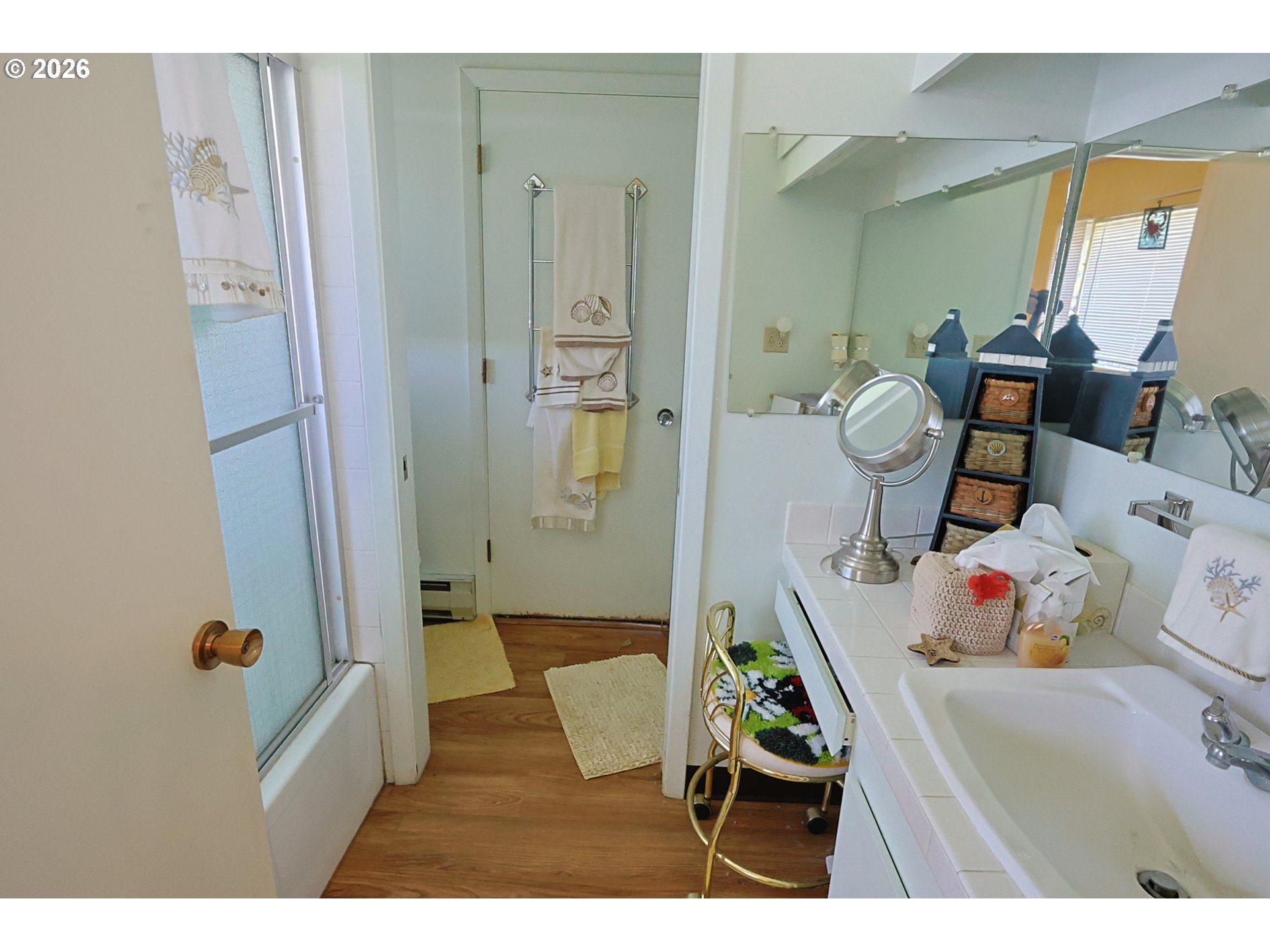 63655 Ahill Road Coos Bay, OR 97420 - Photo 22 of 37 Bedroom