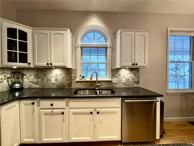 $708,000 | 5117 West Lake Road, Fleming, NY 13021