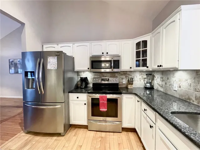 $708,000 | 5117 West Lake Road, Fleming, NY 13021