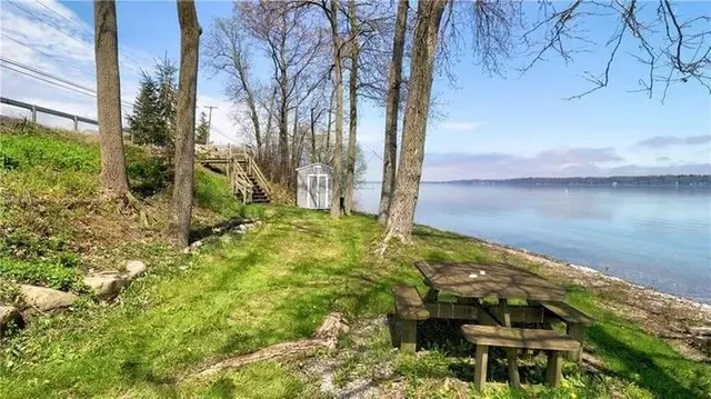 $708,000 | 5117 West Lake Road, Fleming, NY 13021