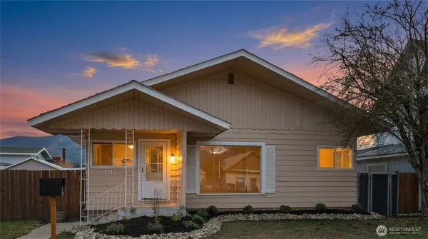 $525,000 | 107 West 2nd Street, Cle Elum, WA 98922