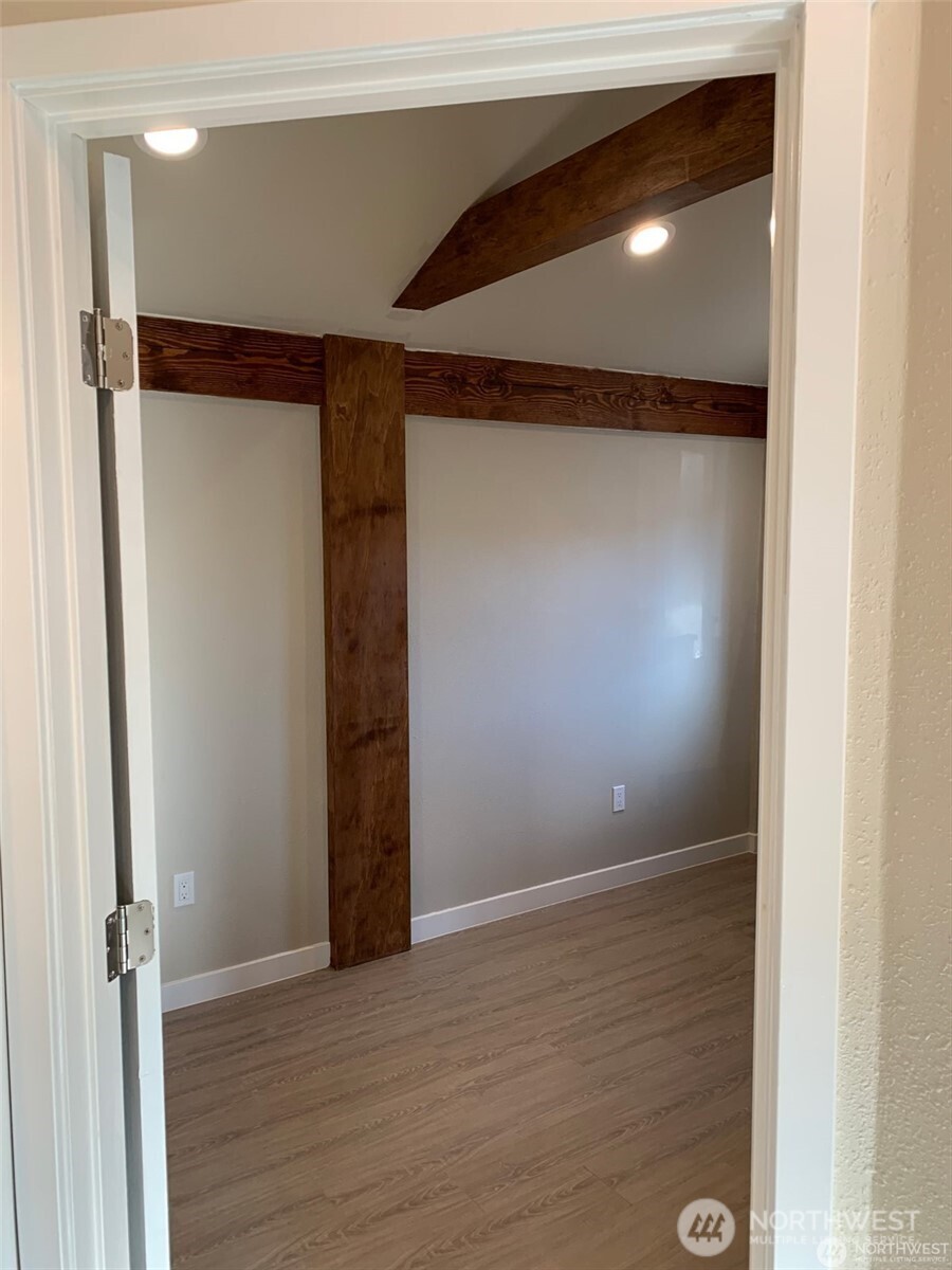 107 West 2nd Street Cle Elum, WA 98922 - Photo 29 of 39 a view of hallway with wooden floor