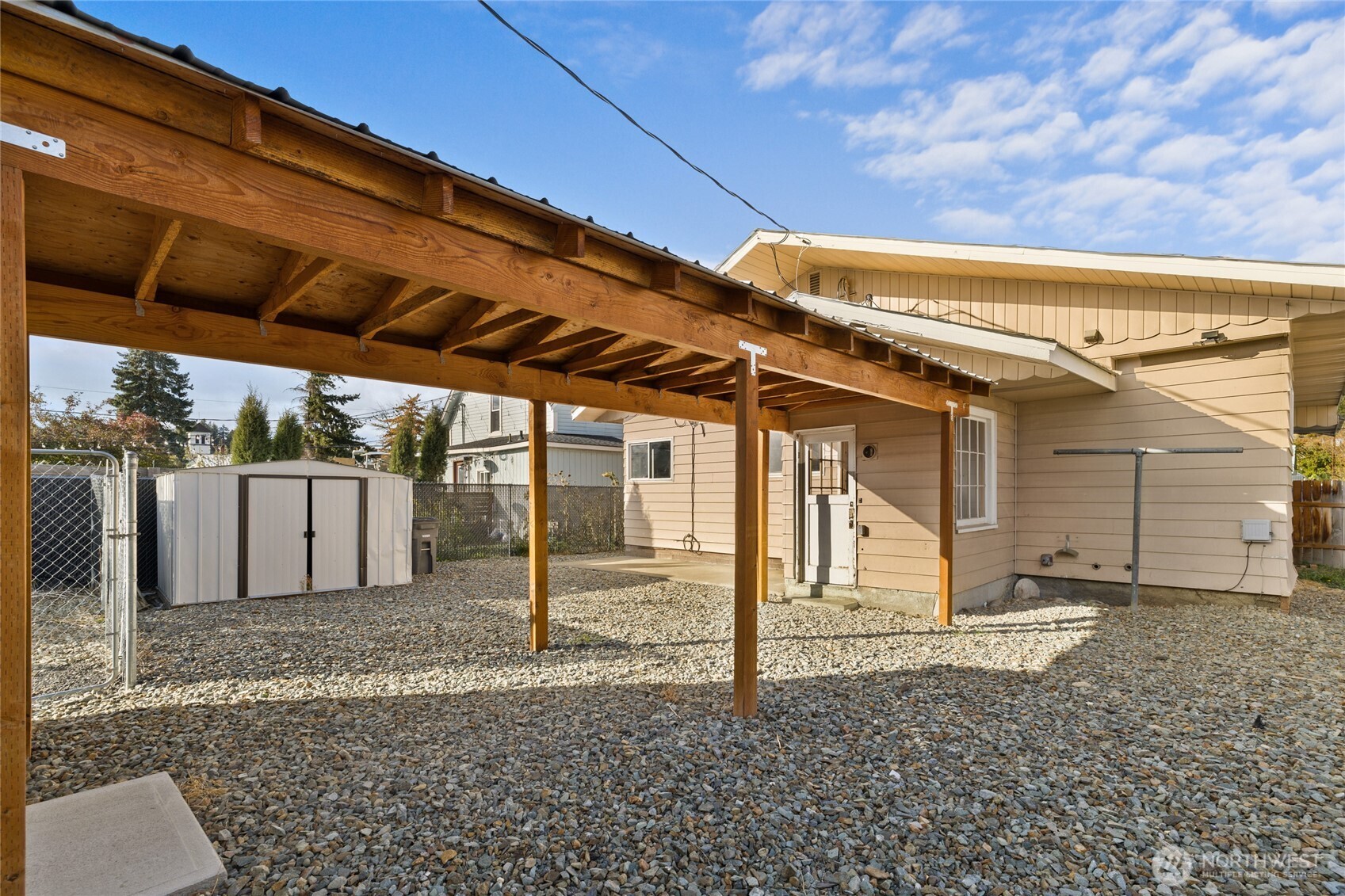 107 West 2nd Street Cle Elum, WA 98922 - Photo 31 of 39 a view of a car garage