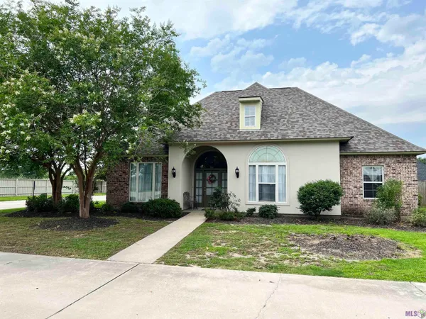 $2,700 | 40020 Gadwall Court, Gonzales, LA 70737