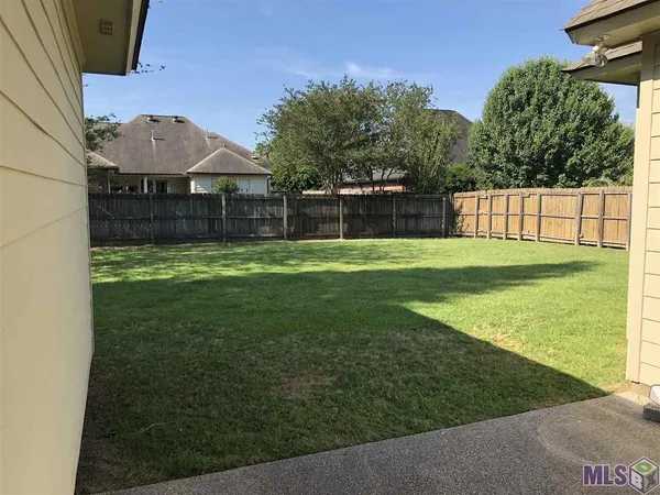 $2,700 | 40020 Gadwall Court, Gonzales, LA 70737