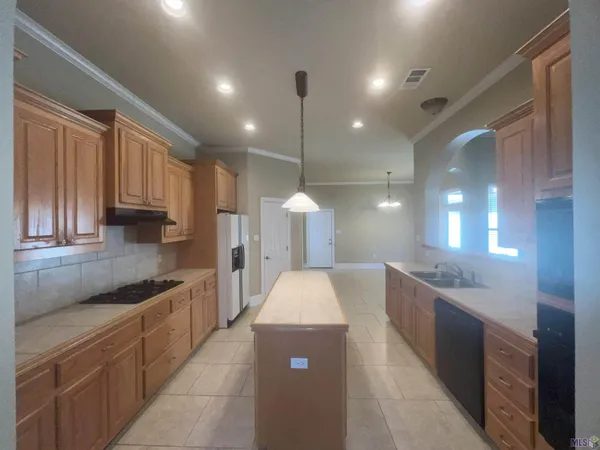 $2,700 | 40020 Gadwall Court, Gonzales, LA 70737