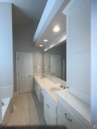 $2,700 | 40020 Gadwall Court, Gonzales, LA 70737