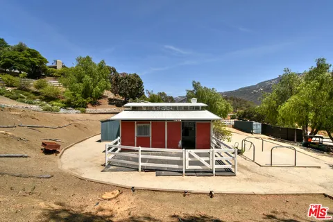 $2,650,000 | 25700 Mulholland Highway, Calabasas, CA 91302