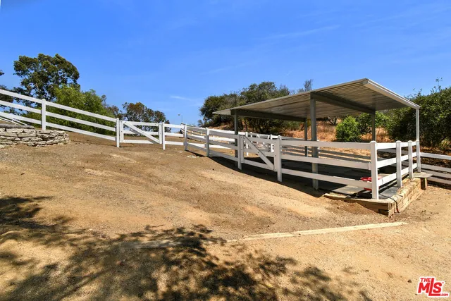 $2,650,000 | 25700 Mulholland Highway, Calabasas, CA 91302