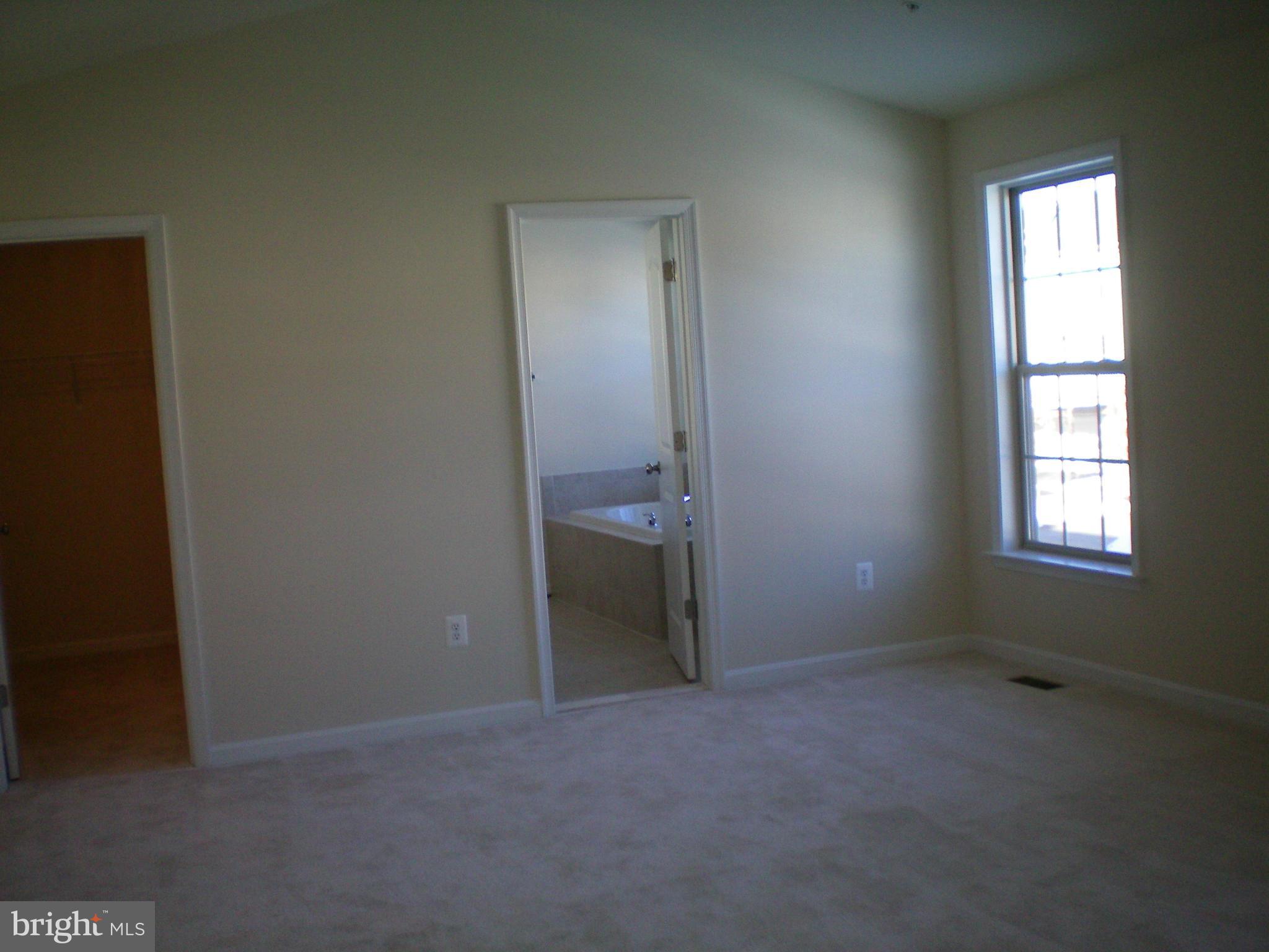 14108 Port Town Road Accokeek, MD 20607 - Photo 6 of 8 Bedroom (Master)