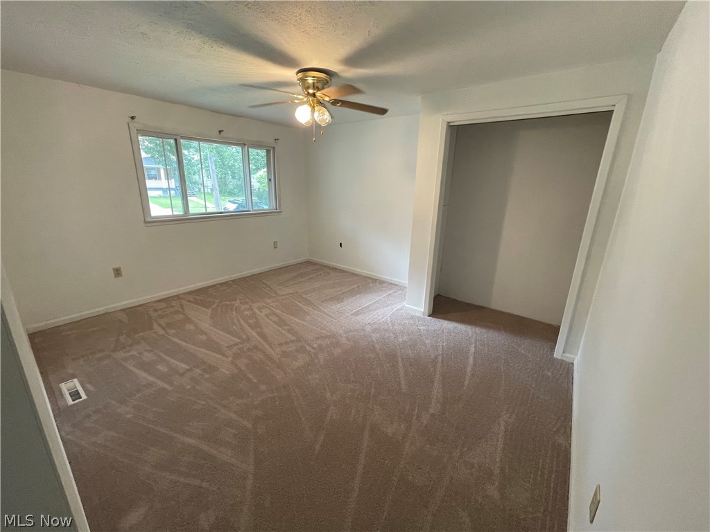 821 Whitcomb Road Cleveland, OH 44110 - Photo 16 of 34
