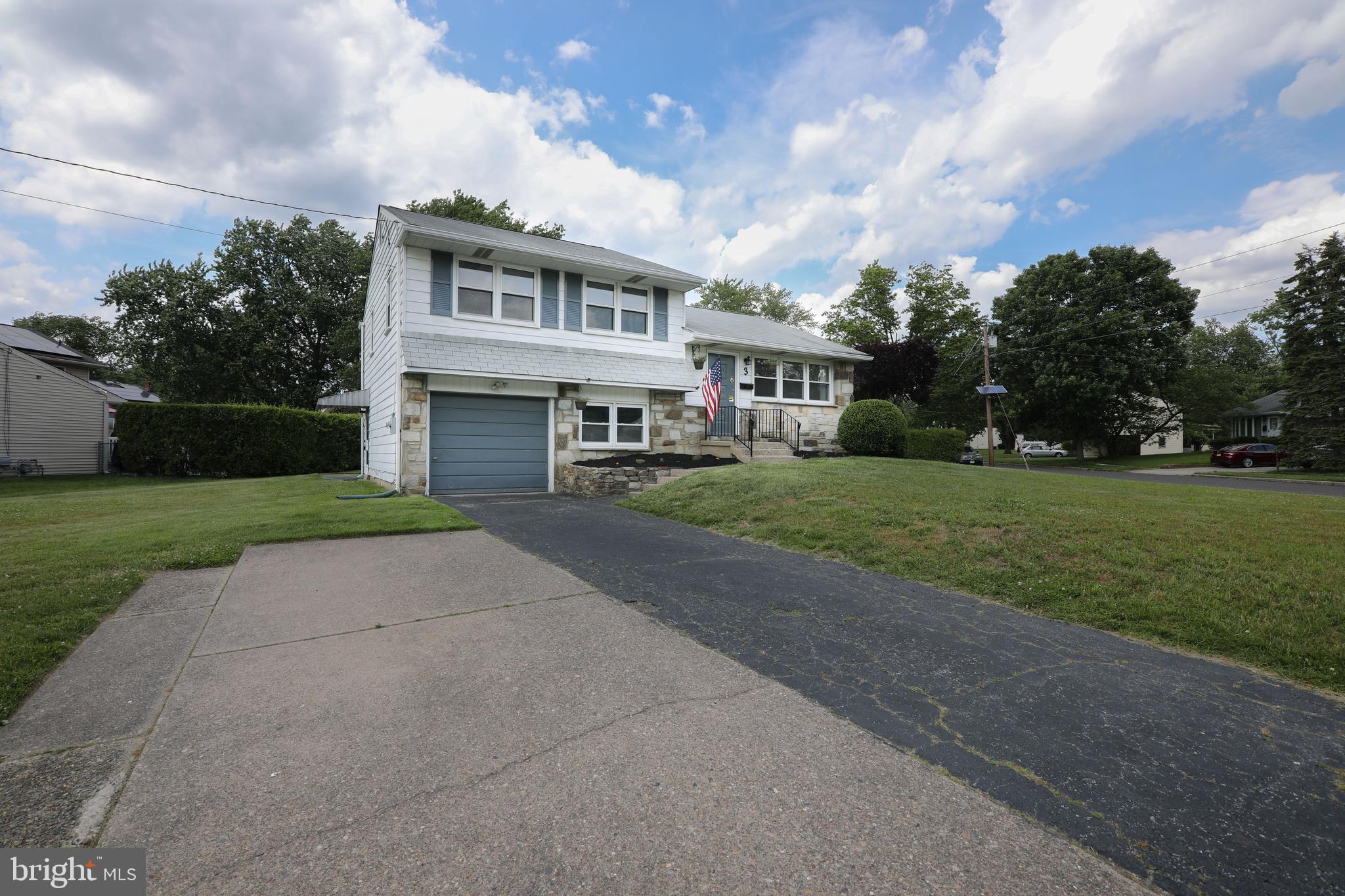 3 Great Oak Road Voorhees, NJ 08043 - Photo 3 of 45 Exterior Front and Driveway