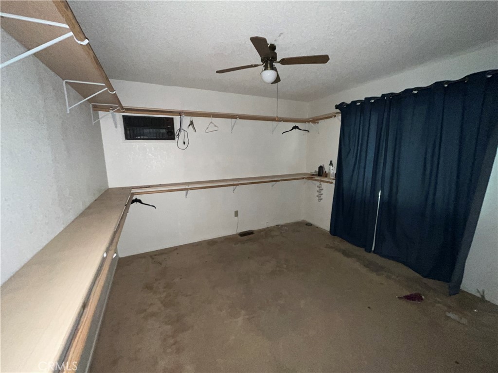 24600 Mountain Avenue, Unit 119 Hemet, CA 92544 - Photo 7 of 16 a view of a garage