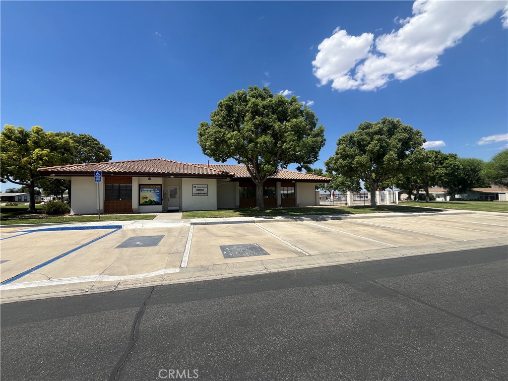 24600 Mountain Avenue, Unit 119 Hemet, CA 92544 - Photo 10 of 16 a house view with a outdoor space