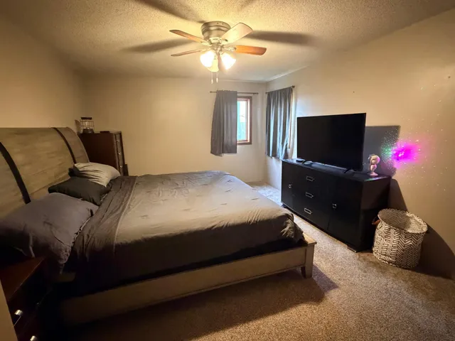 $310,000 | 32540 Paul Avenue, Worthington, MN 56187