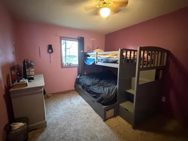 $275,000 | 32540 Paul Avenue, Worthington, MN 56187