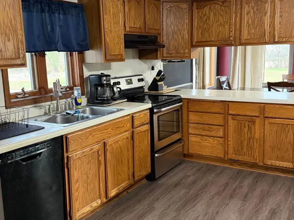 $275,000 | 32540 Paul Avenue, Worthington, MN 56187