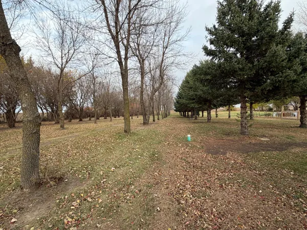 $275,000 | 32540 Paul Avenue, Worthington, MN 56187