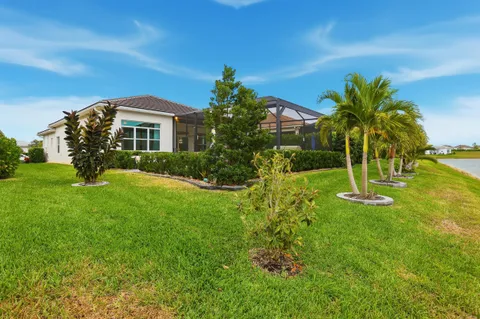 $599,950 | 11160 Southwest Lunata Way, Port St. Lucie, FL 34987