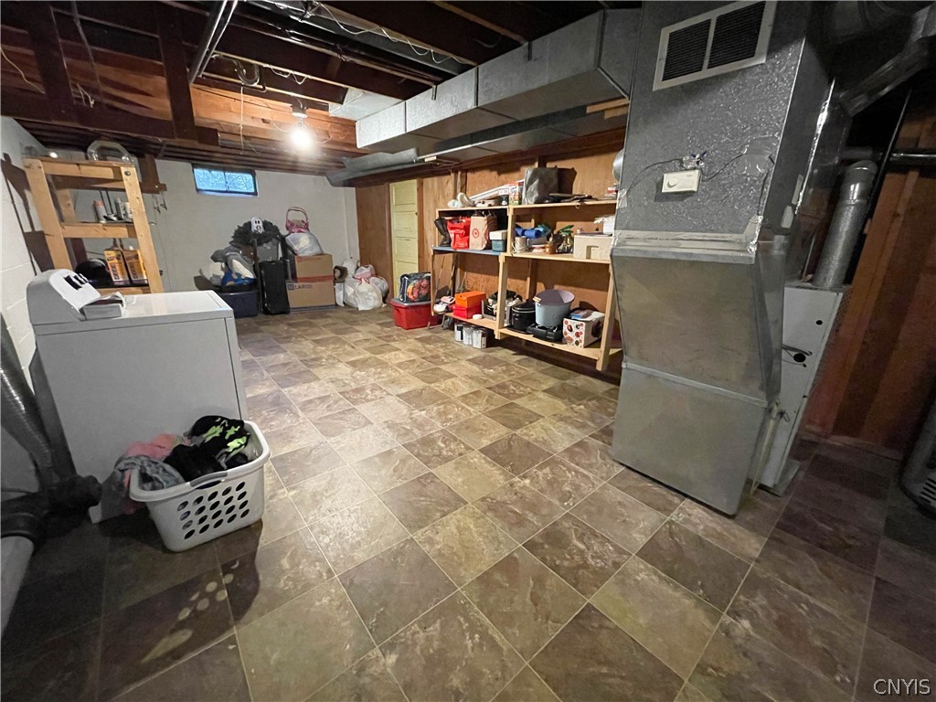 2103 Bedford Street Rome, NY 13440 - Photo 16 of 32 Basement