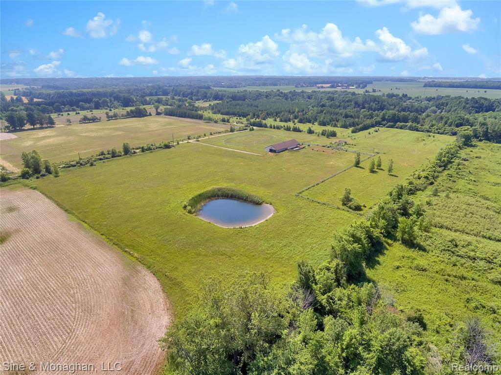 6450 Wellman Line Road Croswell, MI 48422 - Photo 8 of 18