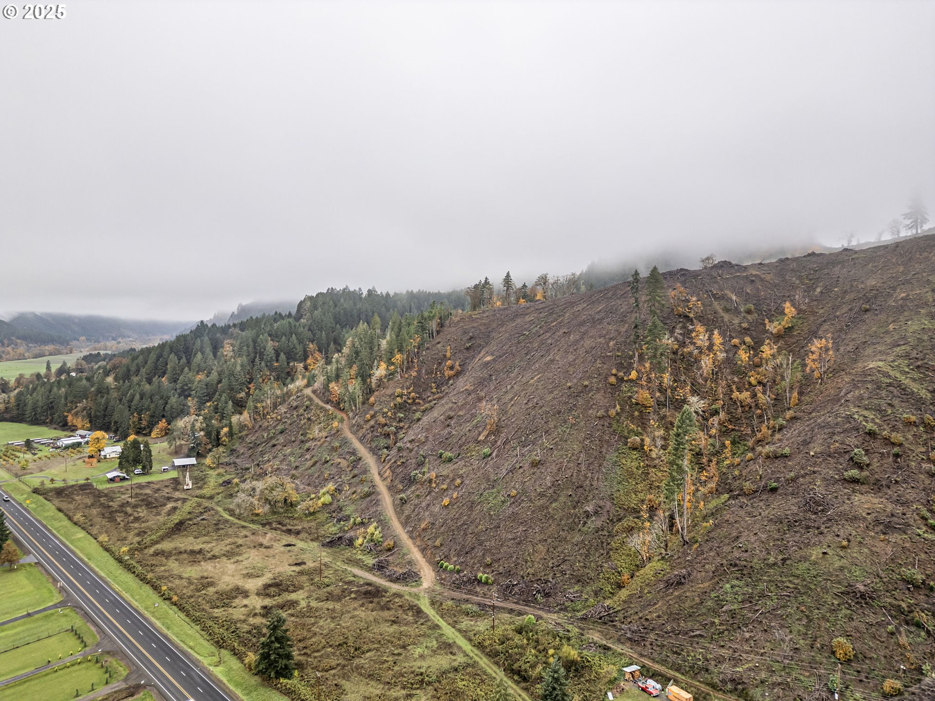 27403 Highway 38 Elkton, OR 97436 - Photo 2 of 48